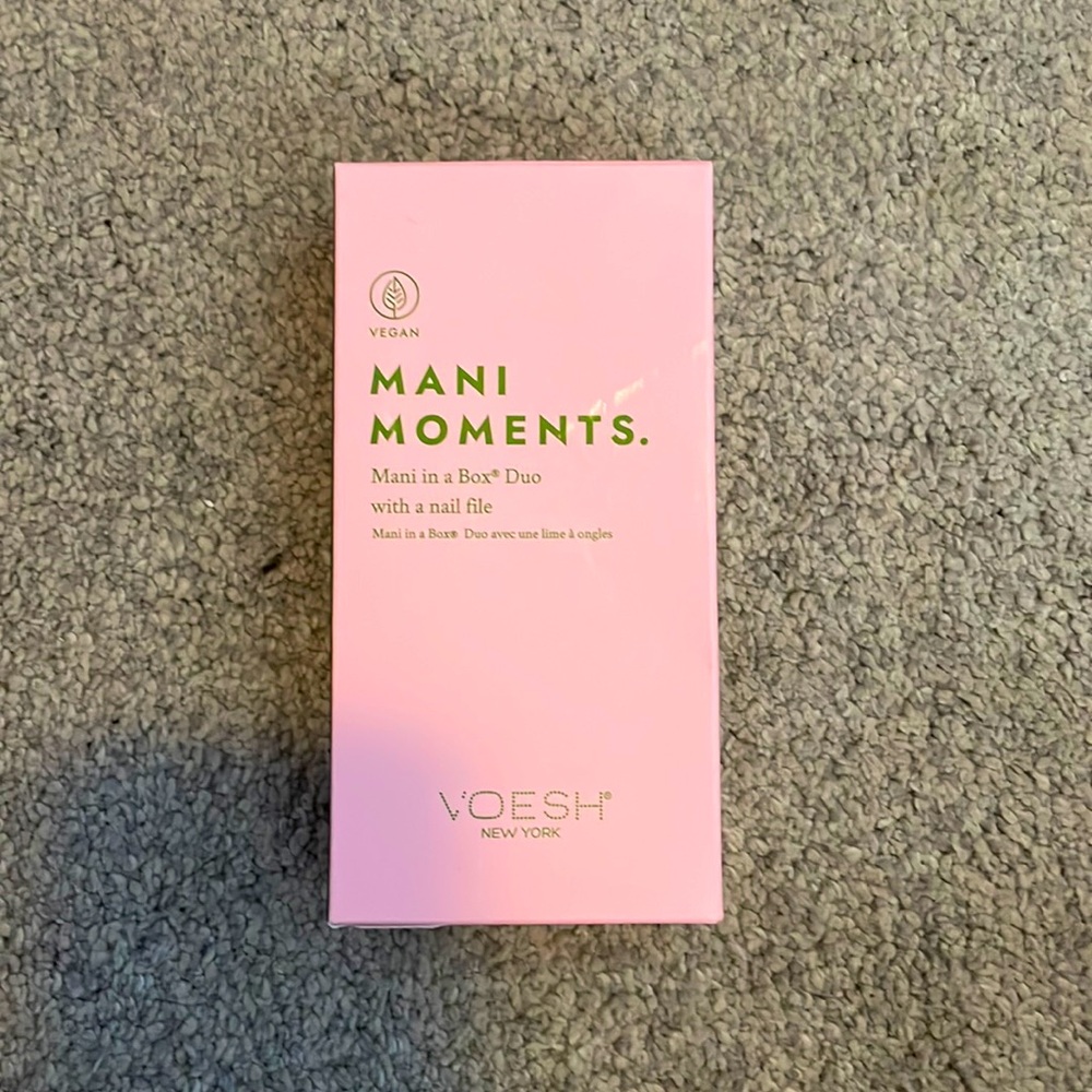 Mani Moments